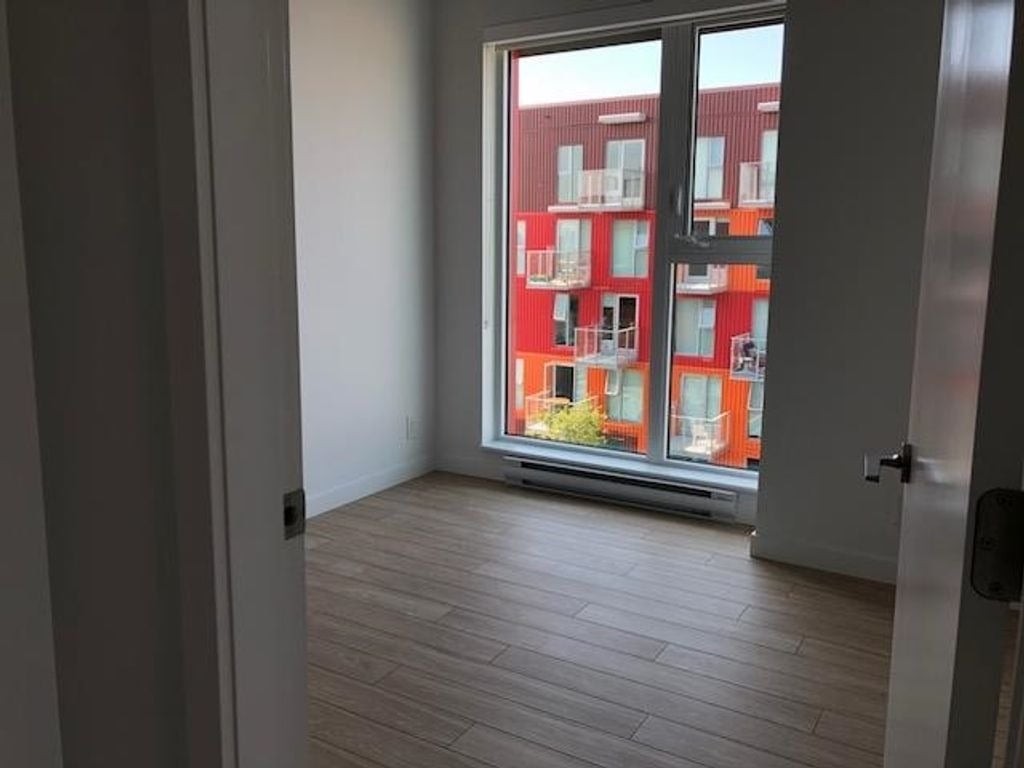 955 E Hastings St, PH#7