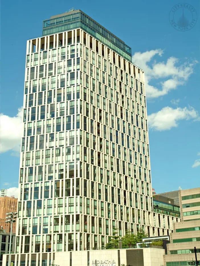 101 Warren St 11B