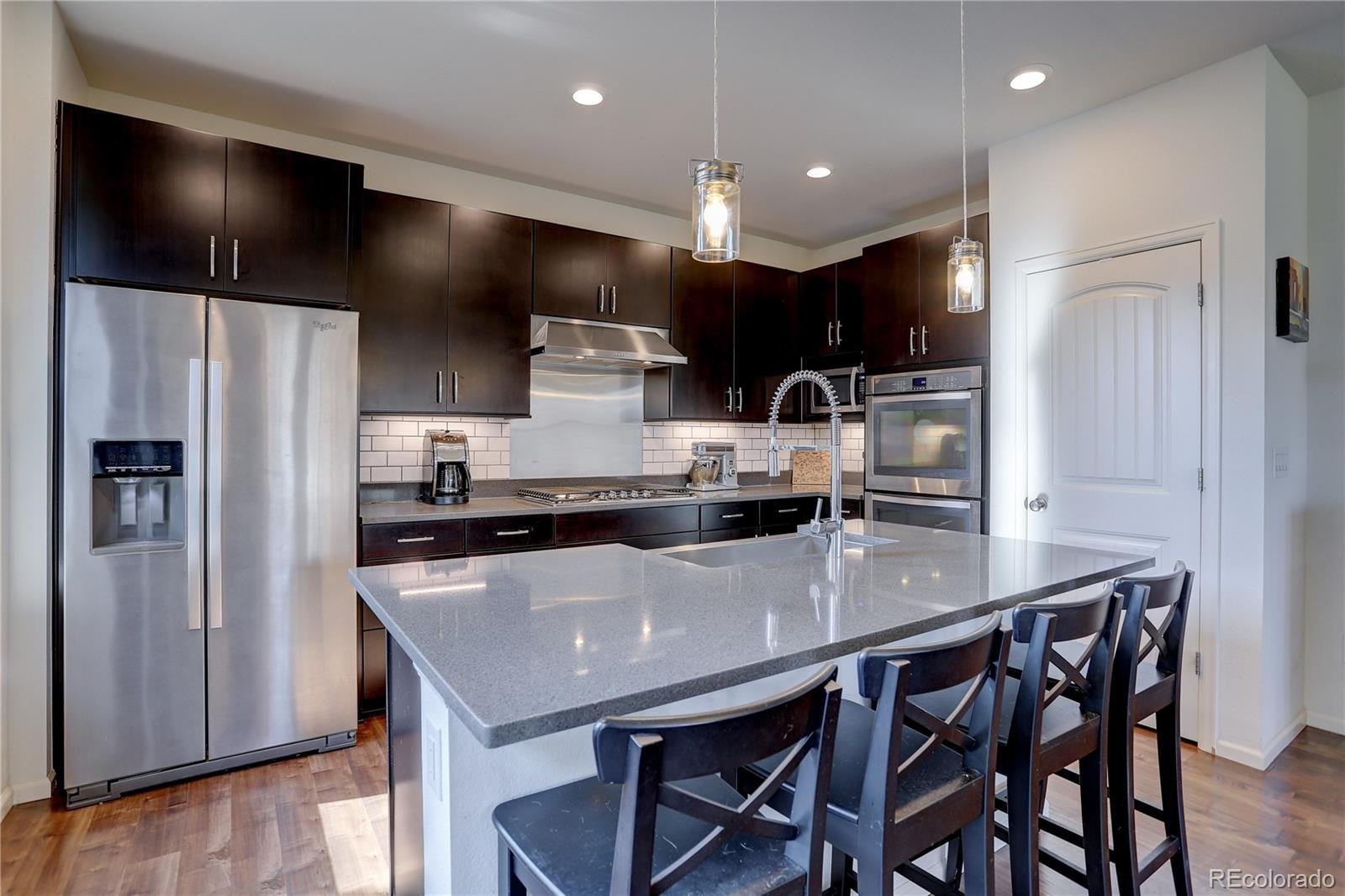 5853 Alton St