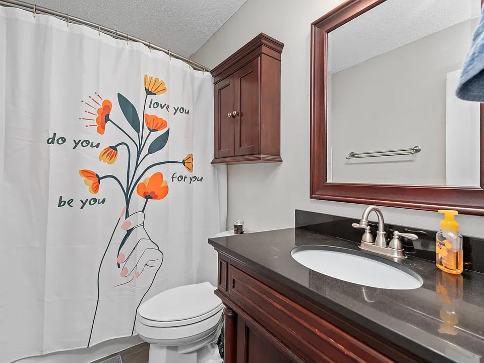 226 Springwood Cir