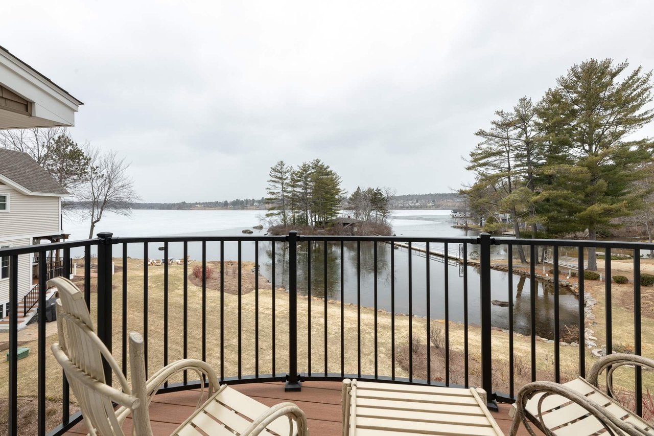 11 Island Dr