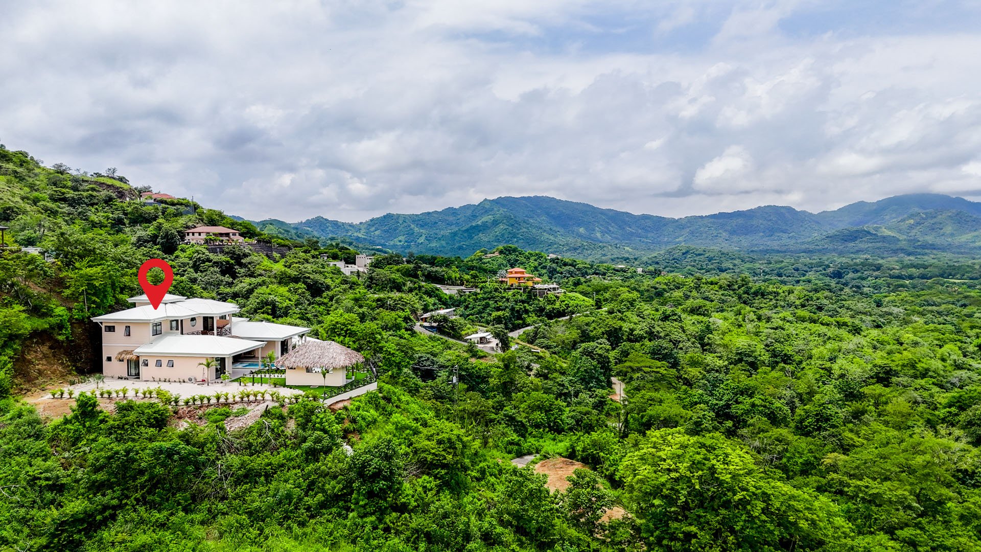 Casa Camari en la Marcela | Near the Coast House For Sale in Playa Potrero