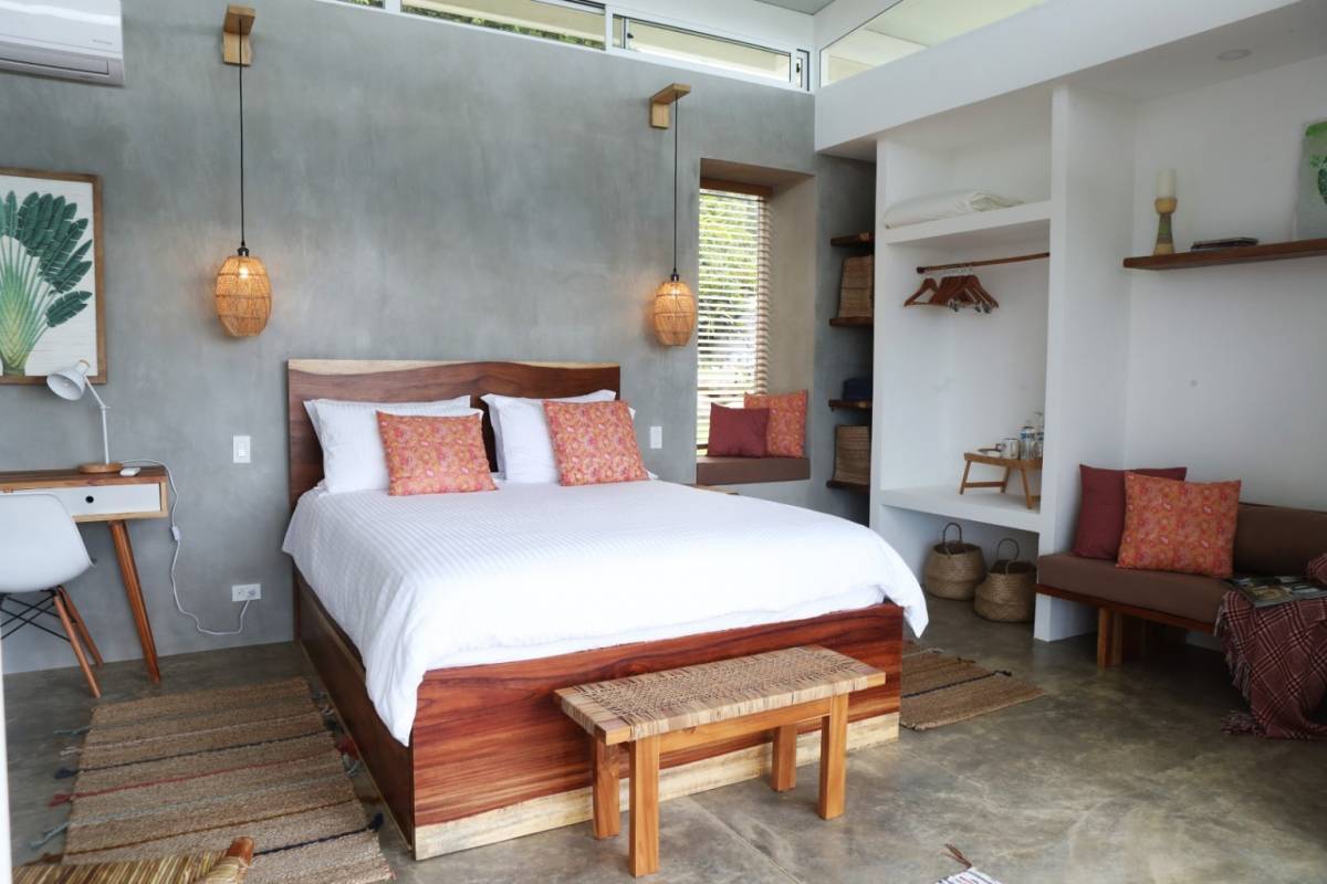 Terra Lodge - Income producing property with two apartments, swimming pool and 1 bedroom home.