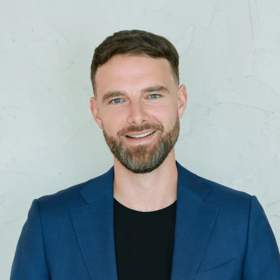 Cheyenne Ward Berkeley, CA Real Estate Agent Headshot