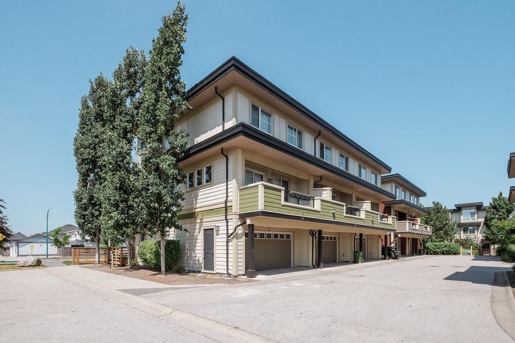 19477 72A Ave, #71