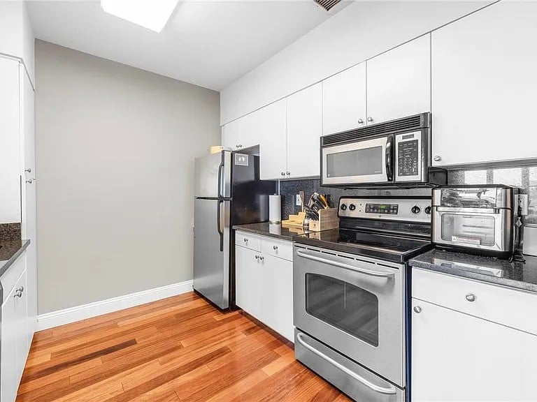 100 New Roc City Place Unit:103