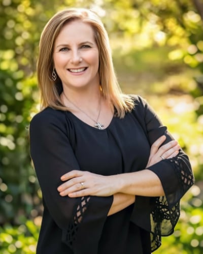 Stacy Blythe Santa Fe, TX Real Estate Agent Headshot