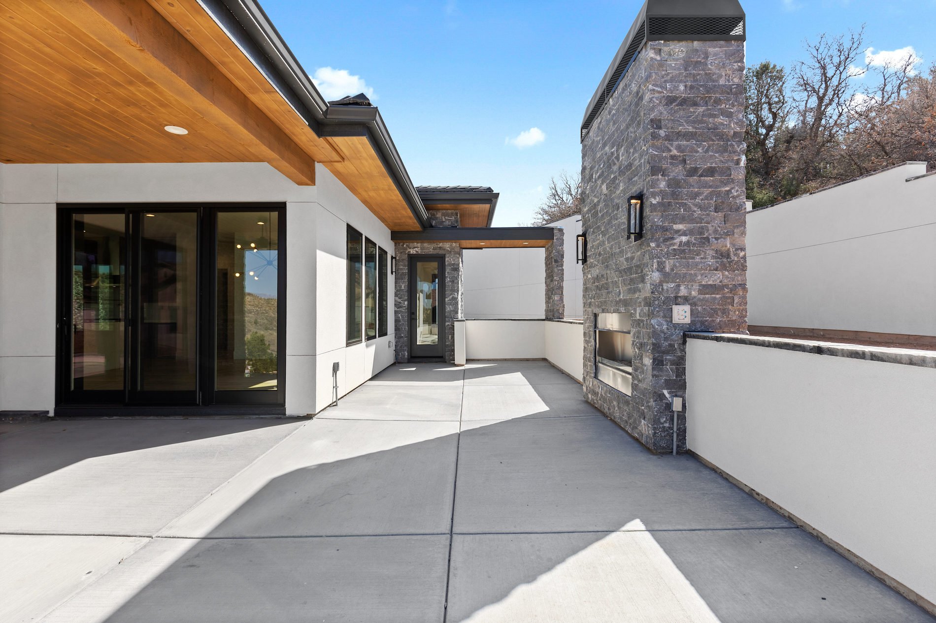8103 Raphael Lane