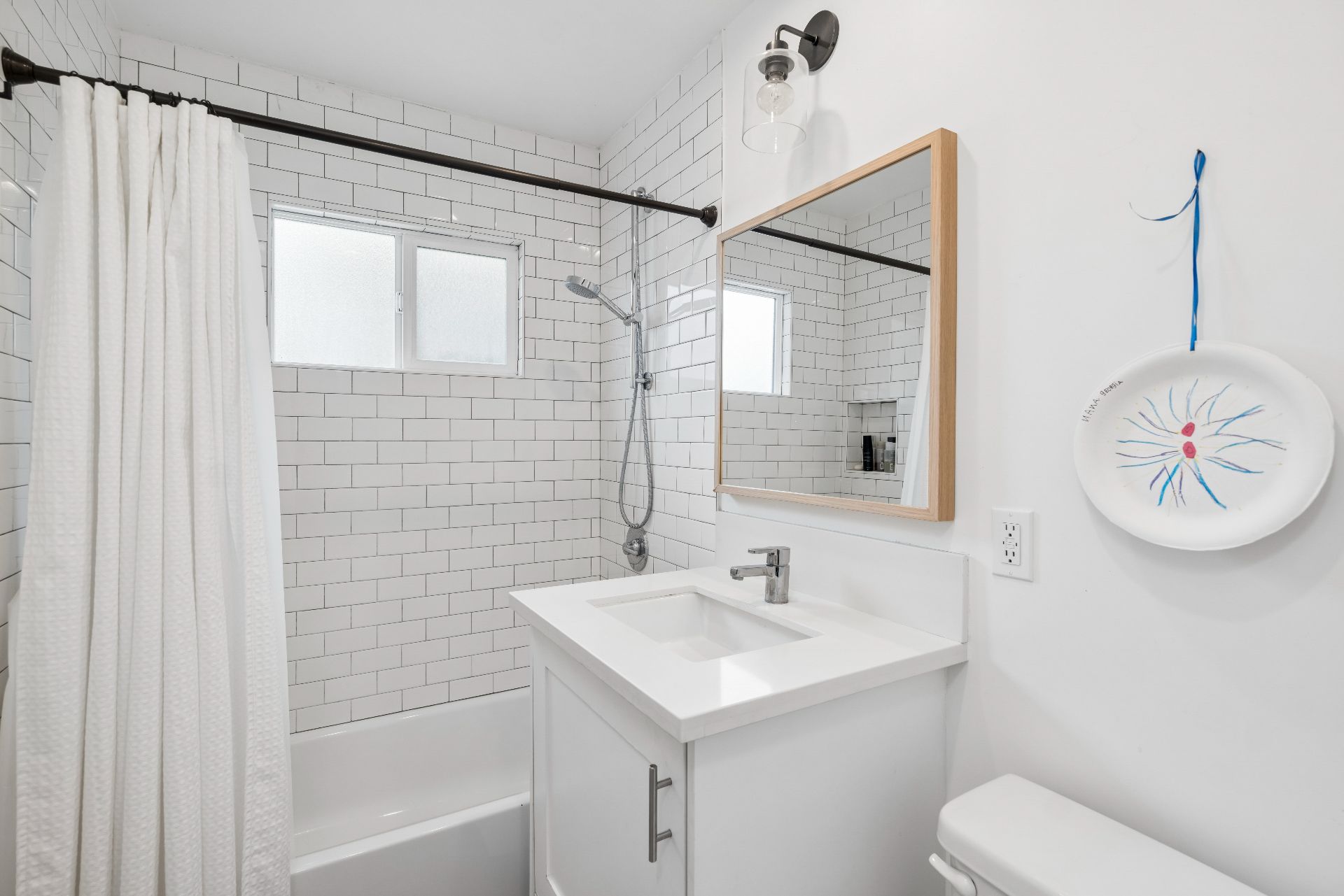 782 W 18th Street