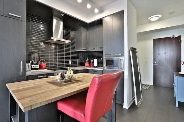 120 Bayview Ave #N721