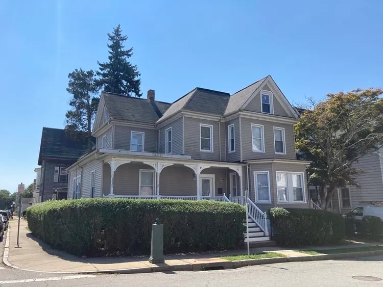 398 Union St