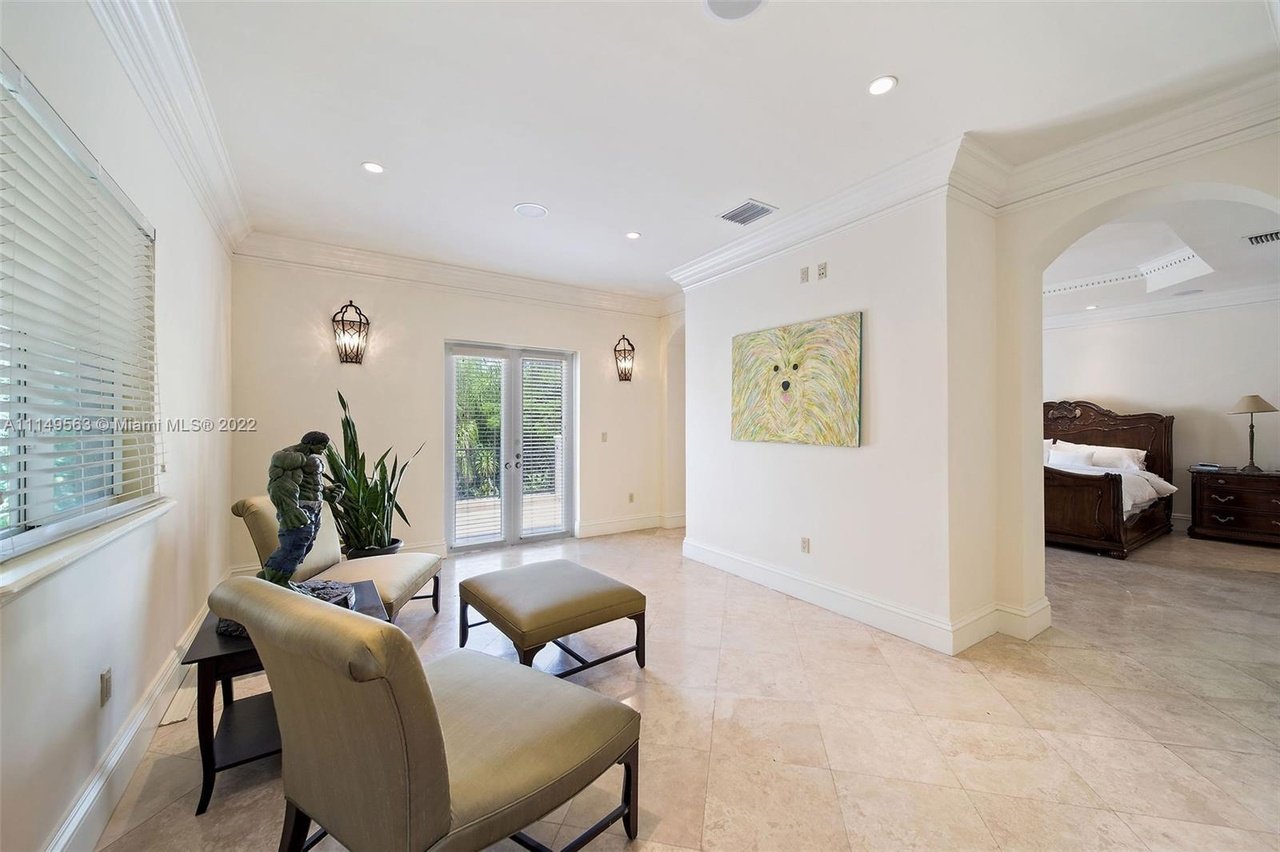 6400 SW 72nd Ct