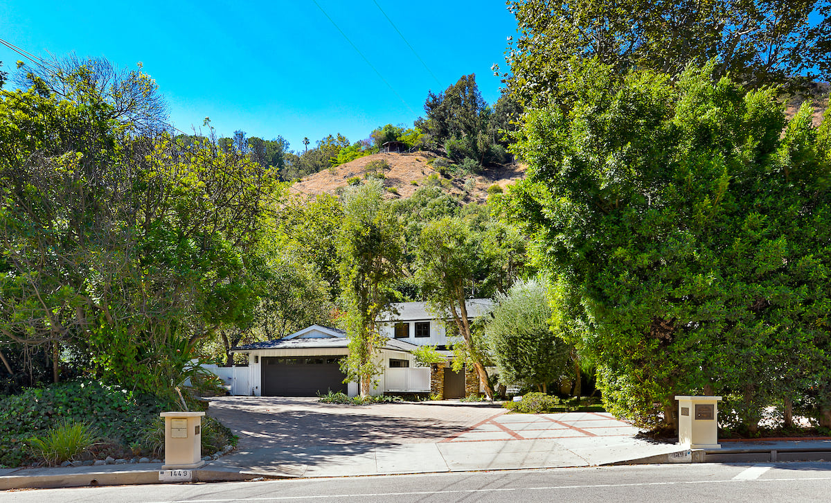 1449 Benedict Canyon Drive
