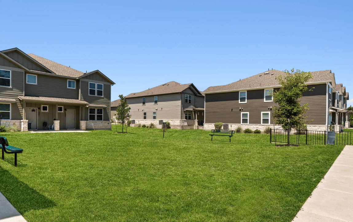  No rent until January 2026!