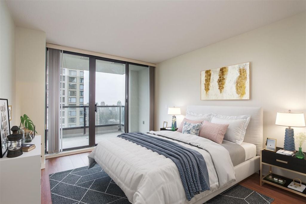 7178 Collier St, #1708