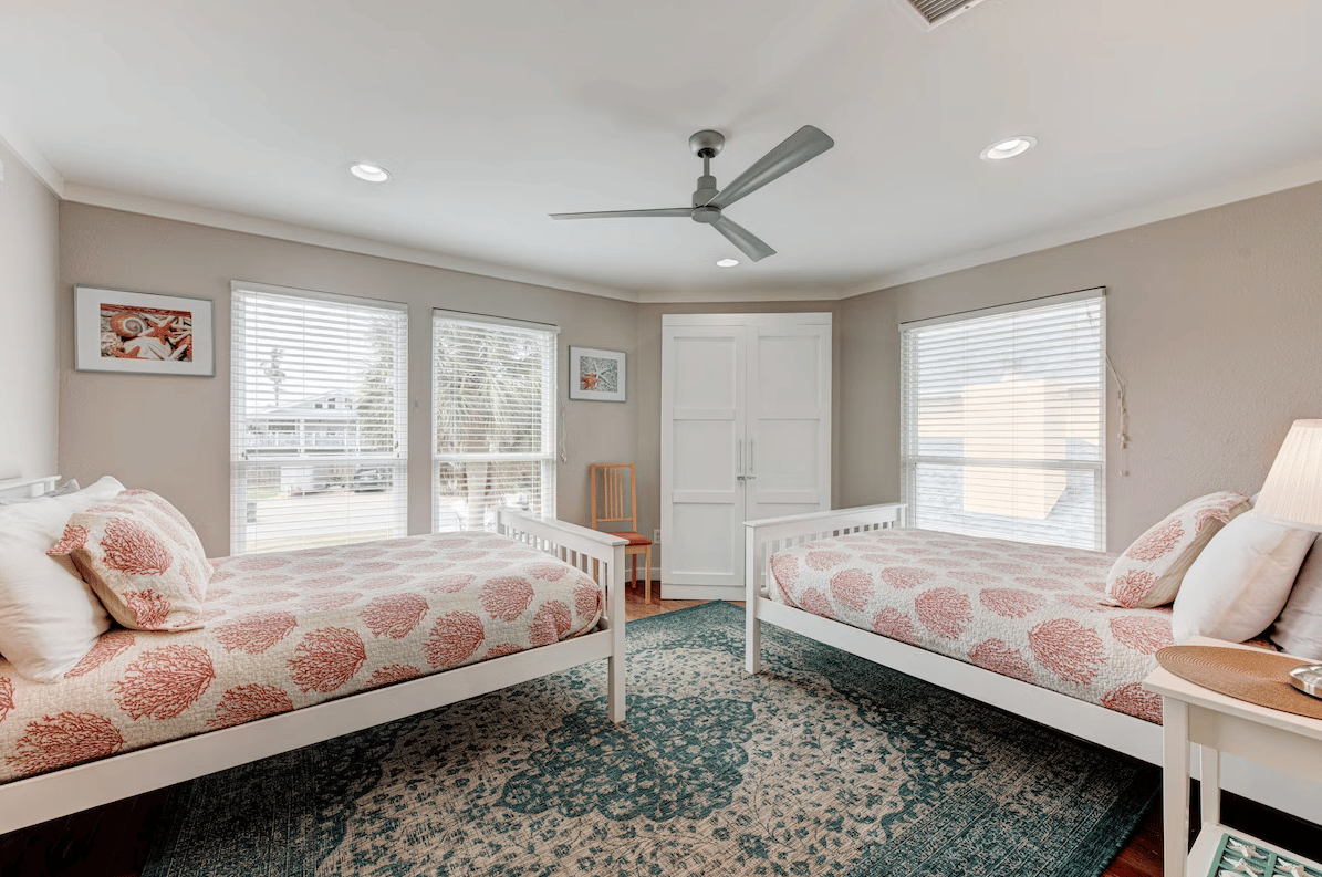 Seller Financing Available! Rockport Home With Runway Canal Views!