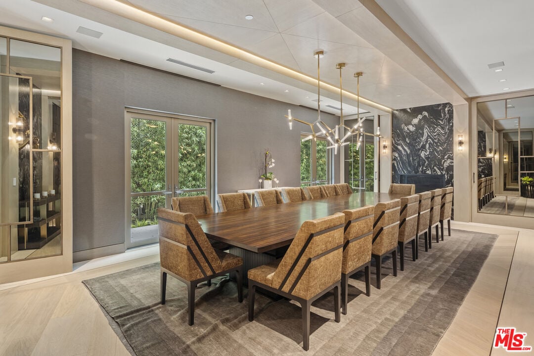 Silverreach Heights, N Beverly Dr, 90210