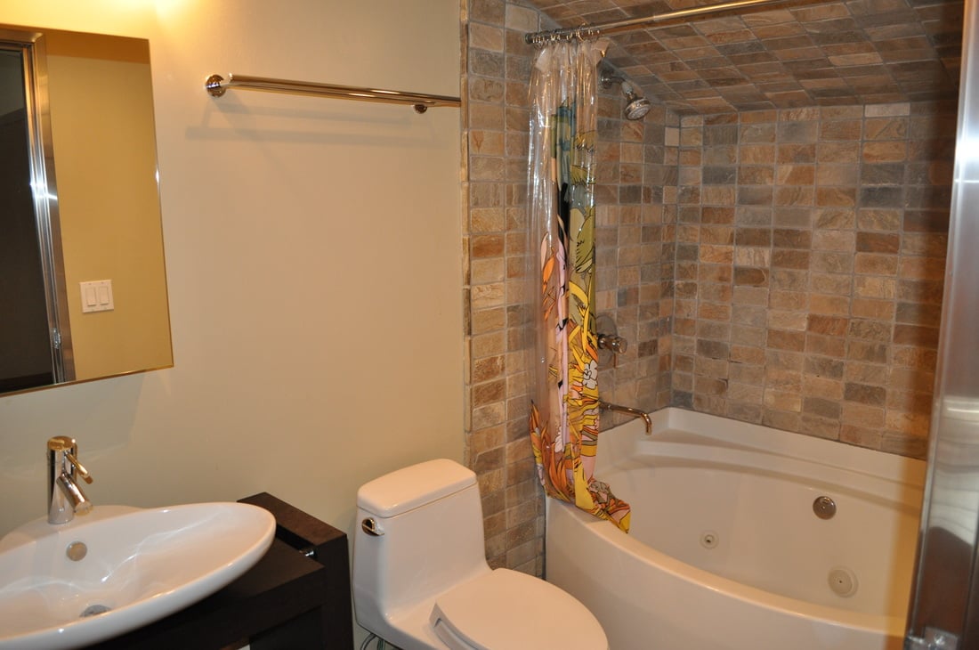 Loft in Midtown Sacramento- 2020 H St. Ste F Sacramento, CA 95811