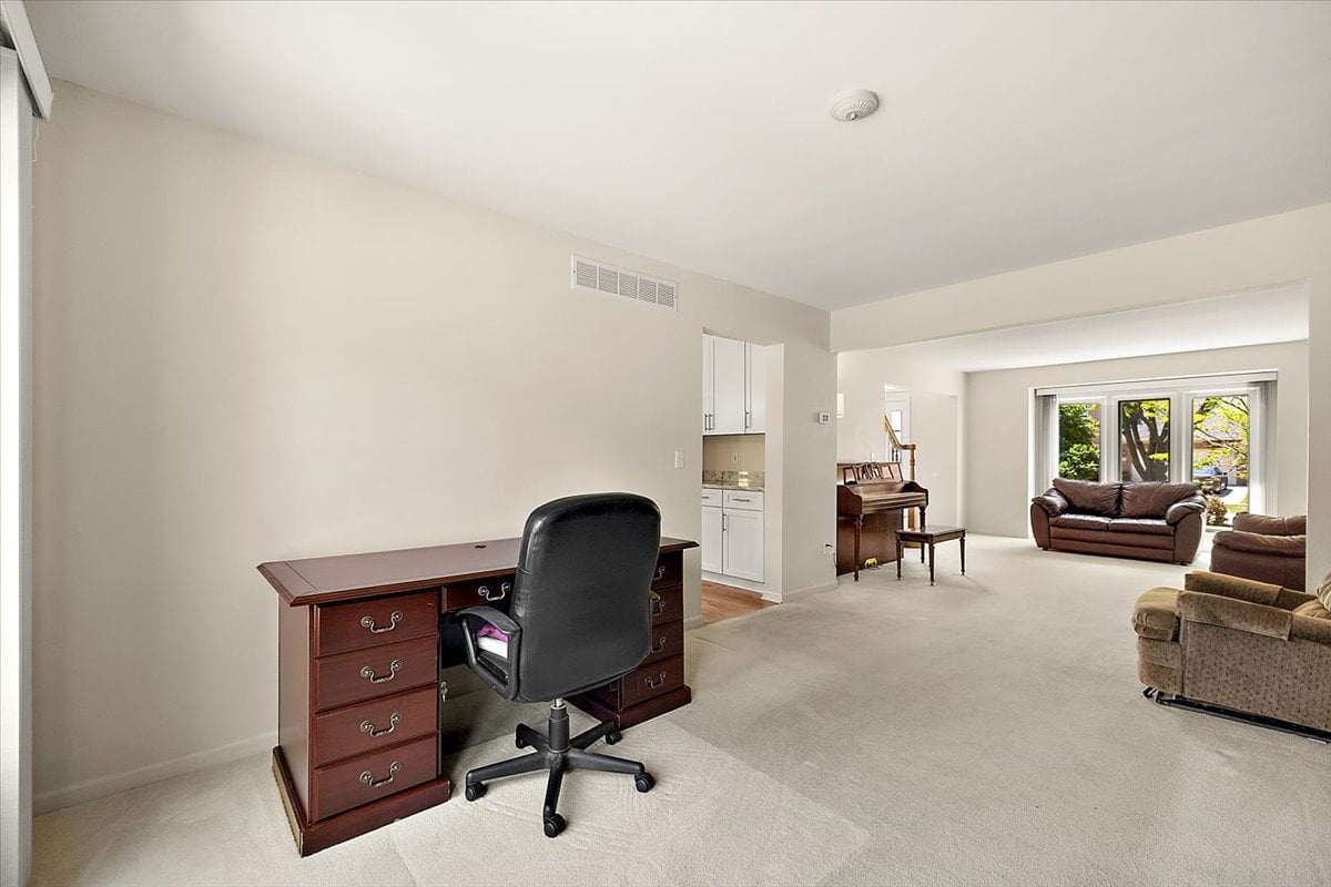 4708 Holland Drive