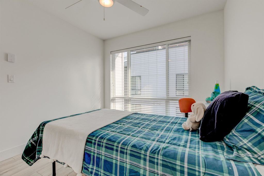 16433 19 Ave, #42