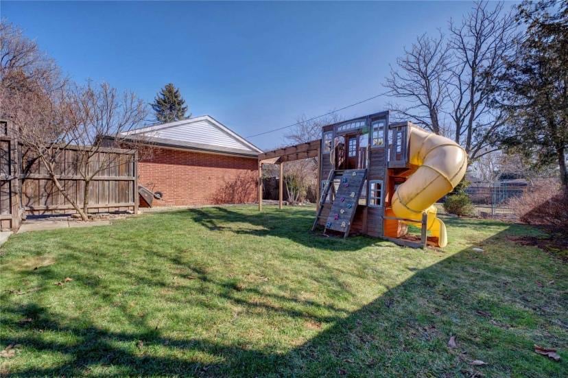 8 Sewell Dr