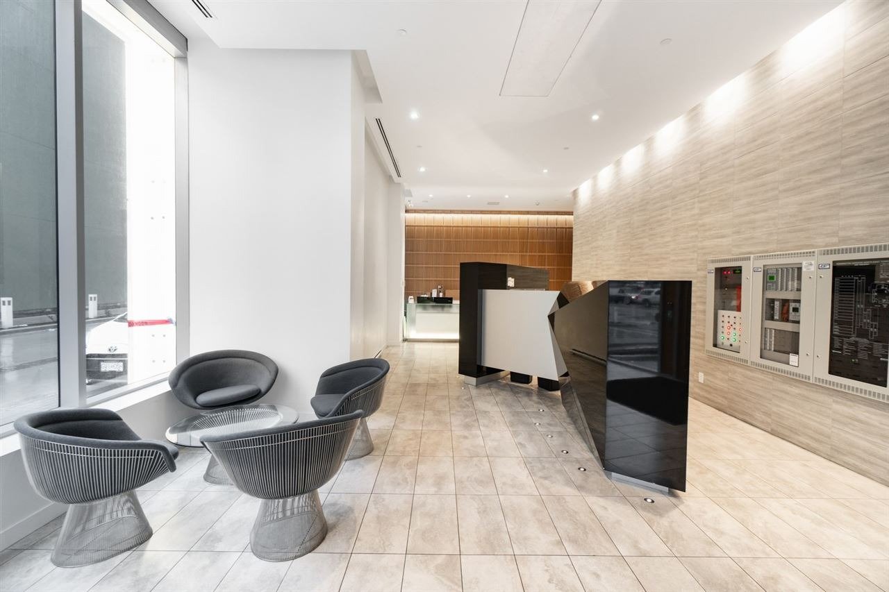 2220 Kingsway, #608