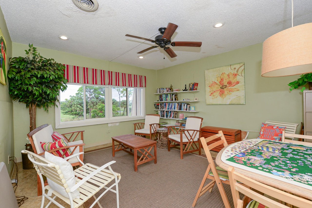 1800 SE Saint Lucie Blvd, #9-305