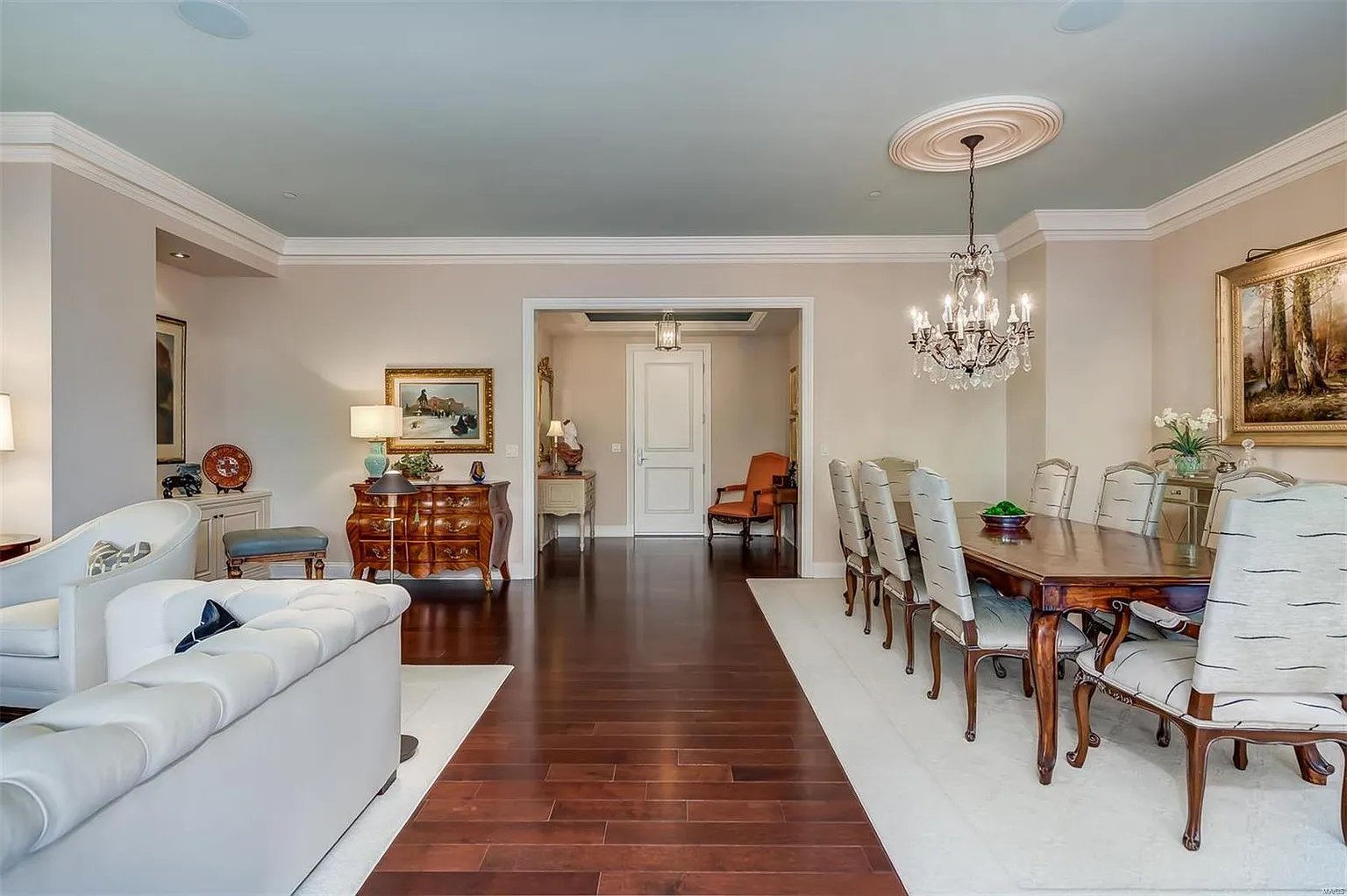 155 Carondelet Plz #407