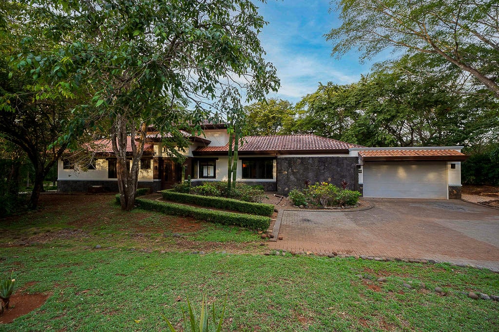 Casa Armonía | Spanish Colonial Estate in Hacienda Pinilla