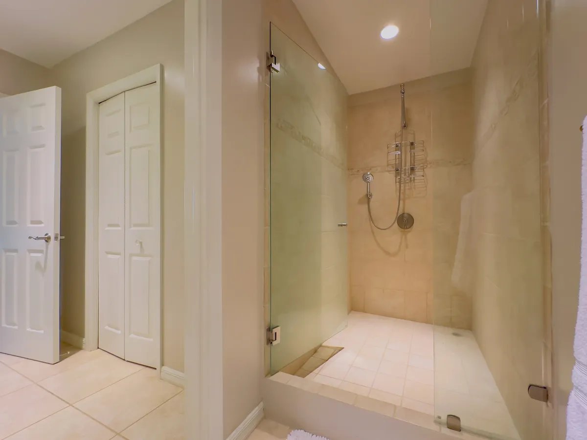 Pacifico Townhouse #101