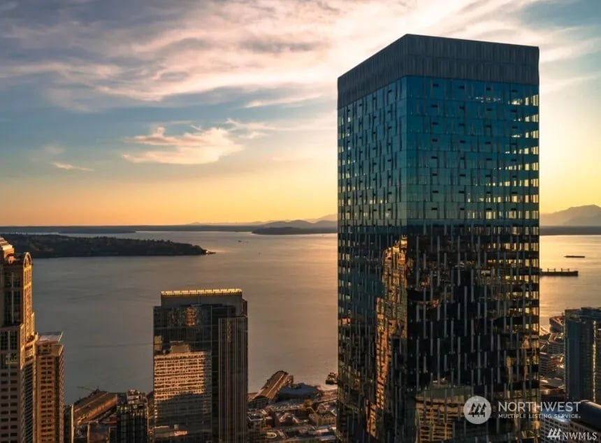 Seattle's Tallest Luxury Residential Tower: The Residences @ Rainier Square