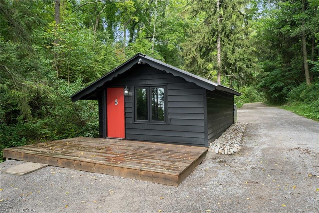 434 Front Road