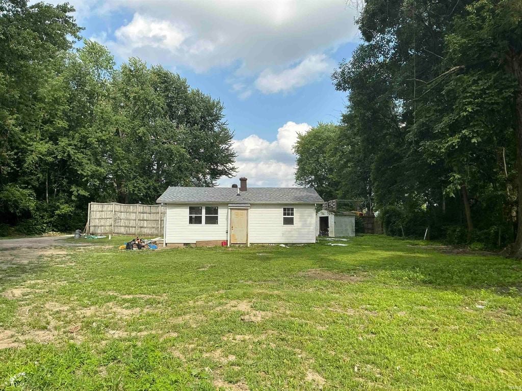 2142 N 400