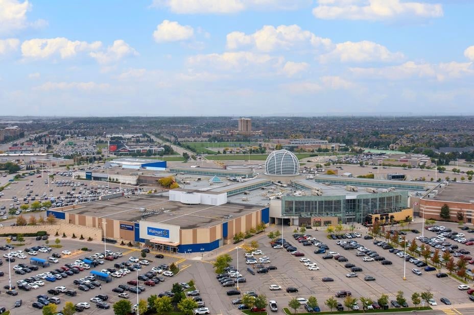 2495 Eglinton Avenue W 1703