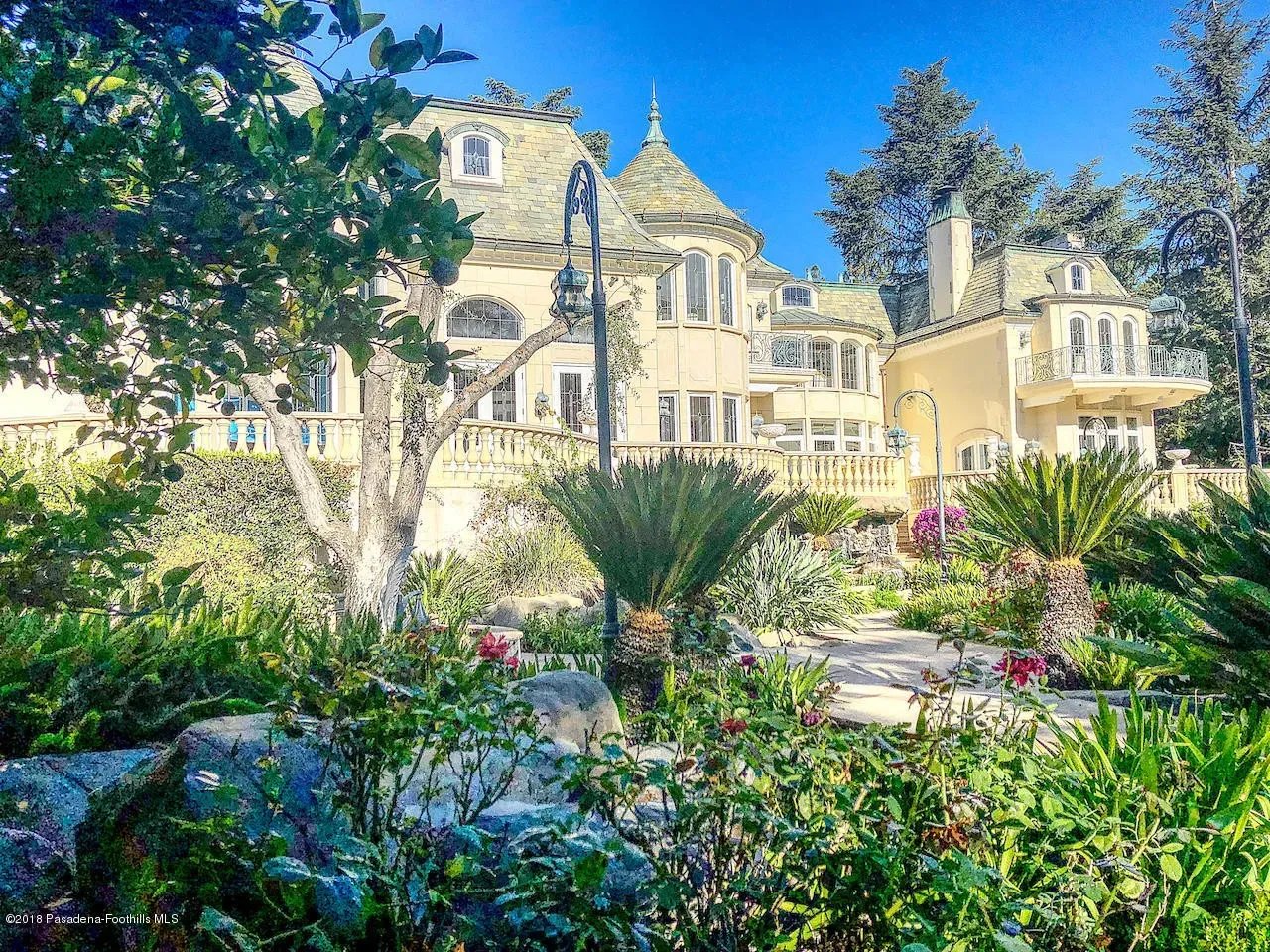 4158 Commonwealth Ave