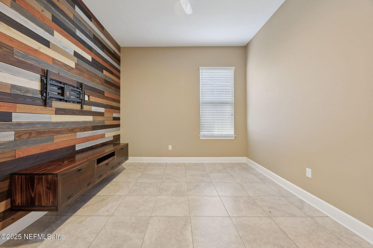 1479 Shadow Creek Dr