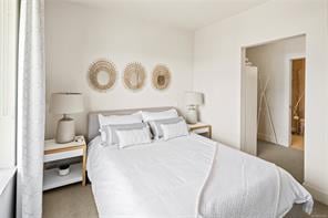 402-3811 Rowland Ave