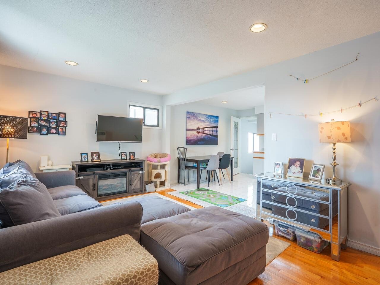 3571 Haida Dr