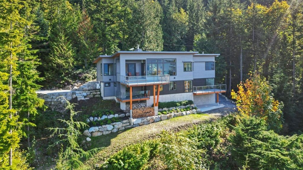 1135 Copper Dr