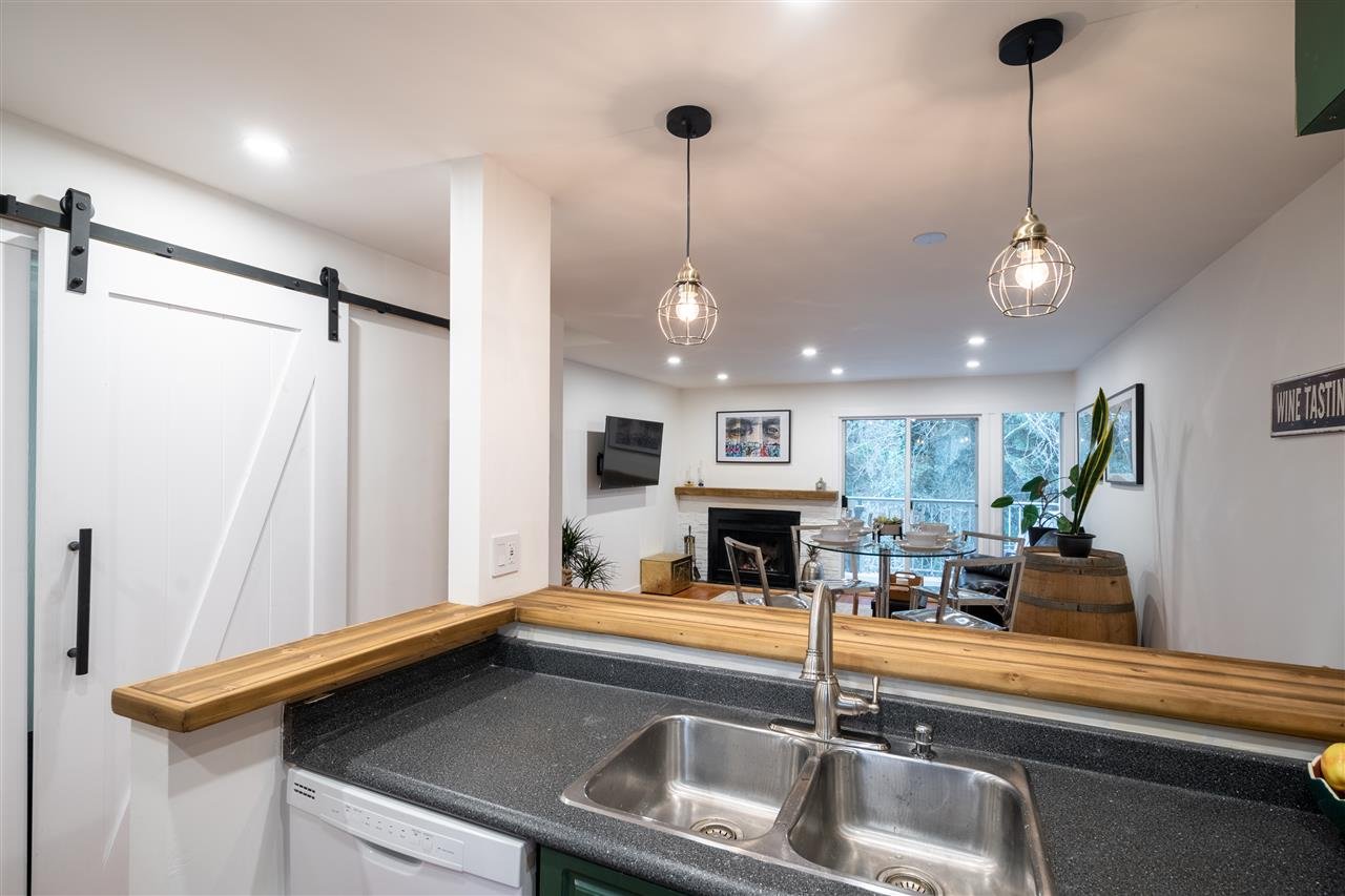 34-2978 Walton Ave
