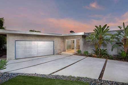 Jade Villa
