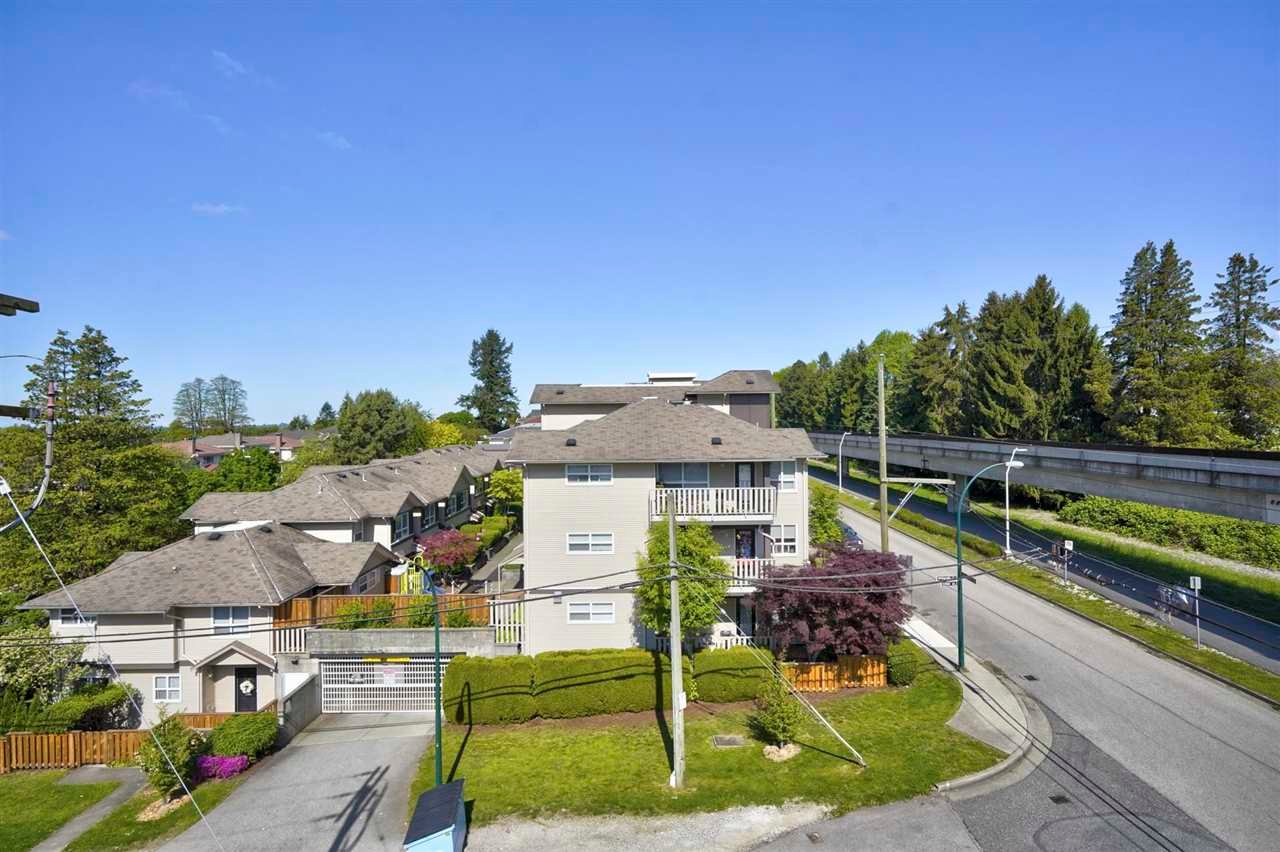 401-3308 Vanness Ave