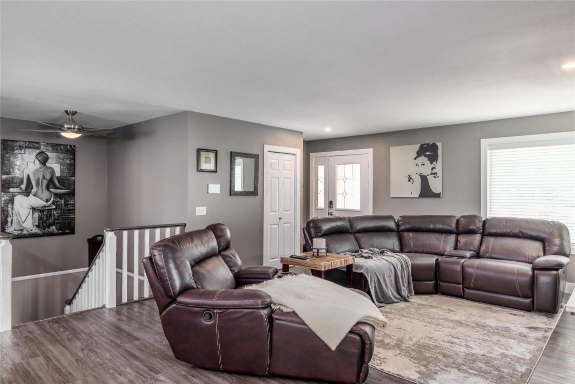 1139 Caledonia Wy
