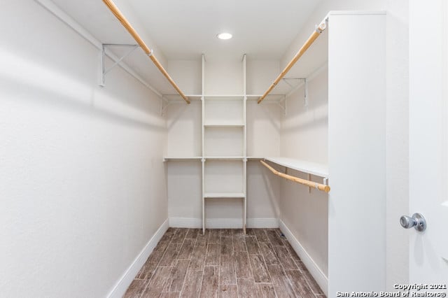 513 Rua DE Matta St