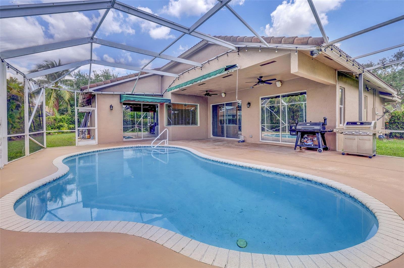 4995 NW 110th Ter CORAL SPRINGS, FL 33076