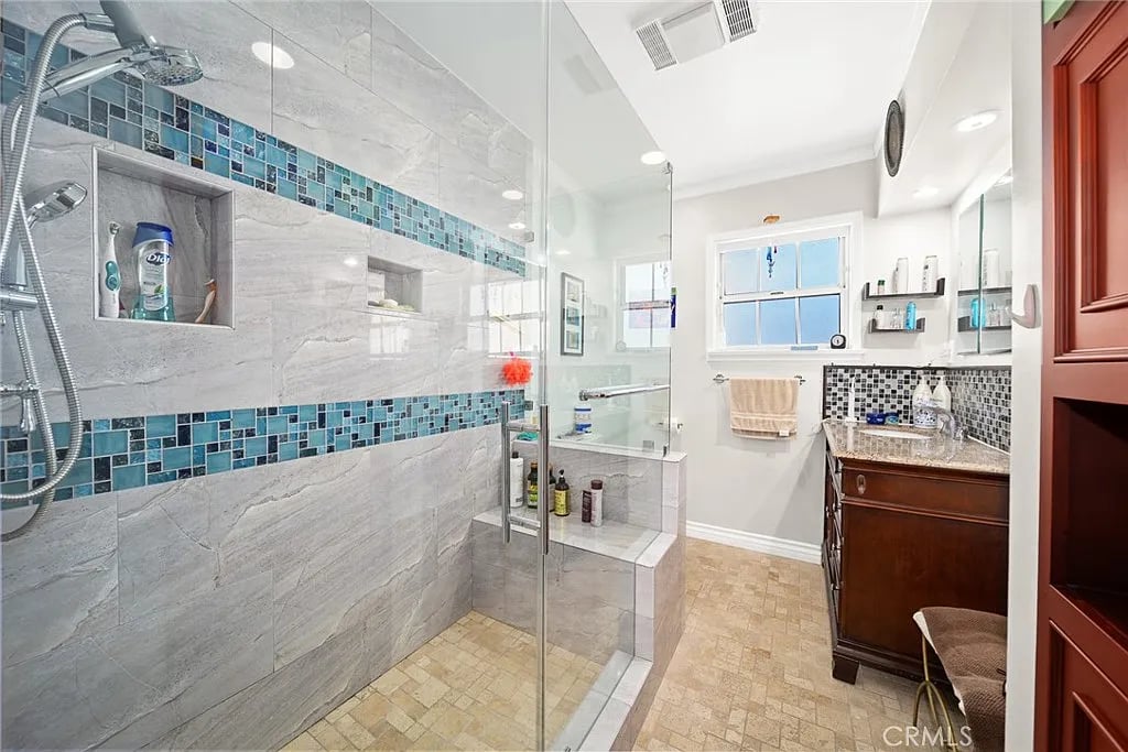 434 Harvard Dr