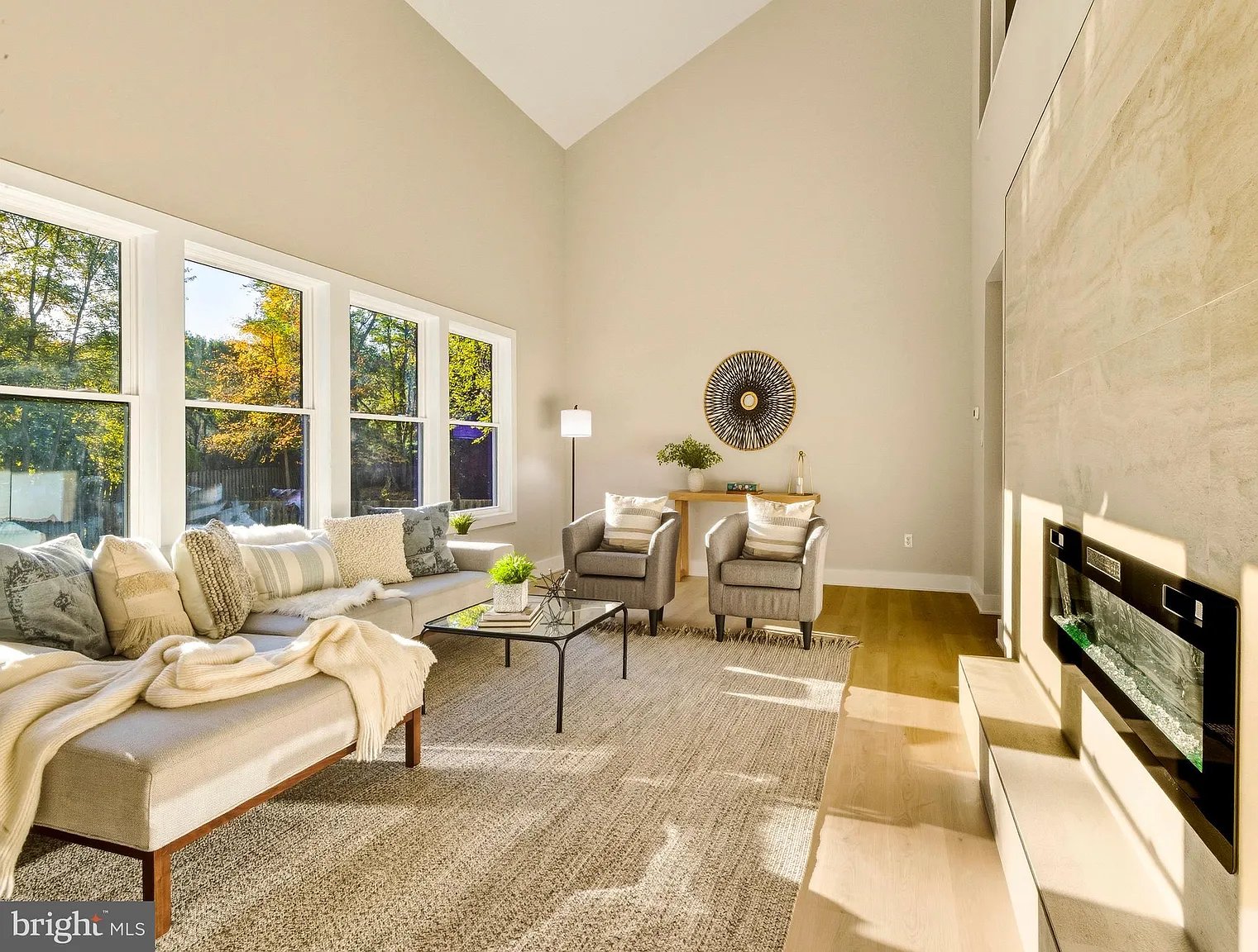 15 Bronwood Dr