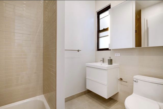 235 Malcolm X Boulevard Unit: 2R