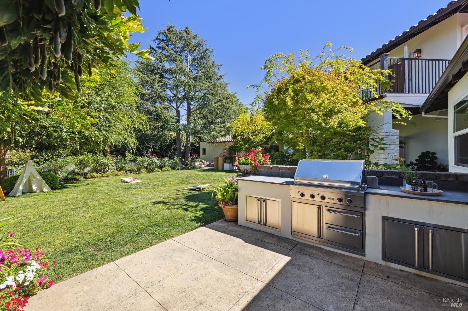 10 Tarry Rd