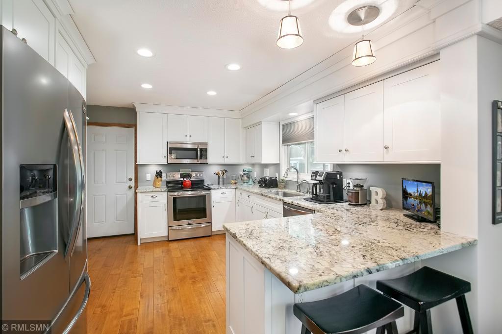 4450 Urbandale Ct N